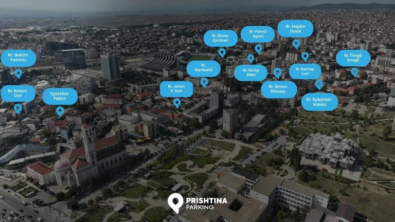 Zgjatet orari i parkingut në qendër të Prishtinës