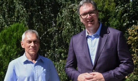 Vuçiq takohet me ambasadorin rus: Konfirmuam synimet për ruajtjen e marrëdhënieve me Rusinë