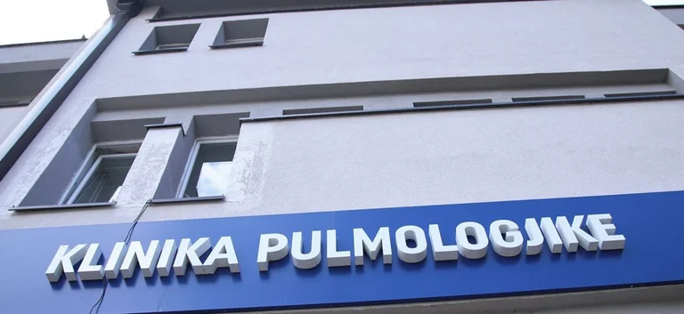 Bie numri i të prekurve me tuberkuloz në klinikën e pulmologjisë