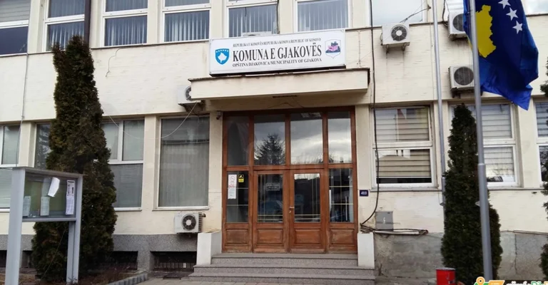 Gjini: Gjakova do të humbasë 2.4 milionë euro nga vendimi për faljen e tatimit