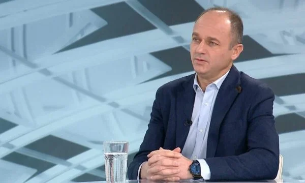 Politikani serb: Pa paqe në Kosovë dhe Bosnjë e Hercegovinë, nuk mund të ketë as në Serbi