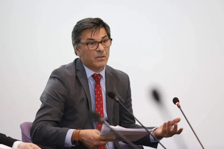 Kryeziu: Po të mos ishte Kushtetuesja, a do ta ndërronte karakterin e shtetit VV-ja?