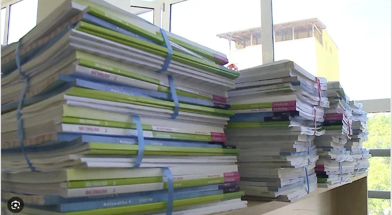 Ministère de la justice: Les éditeurs privés sont chargés de débloquer des comptes bloqués pour les parents qui acceptent de l'argent pour les livres