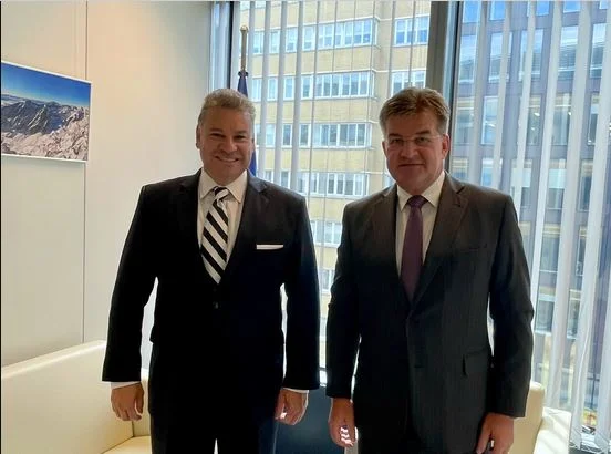Kosovo-Serbien-Dialog bringt Lajcak, Escobar in Brüssel zusammen