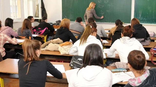 Islam du Conseil des parents: il y aura un retard au début de l'année scolaire