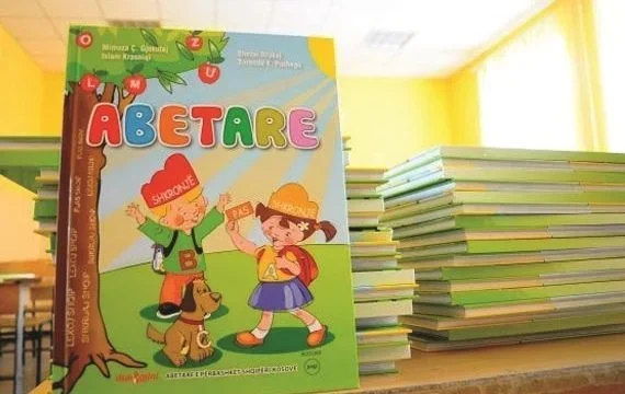 Rund 75 Euro kosten Lehrbücher für erstklassige Studierende