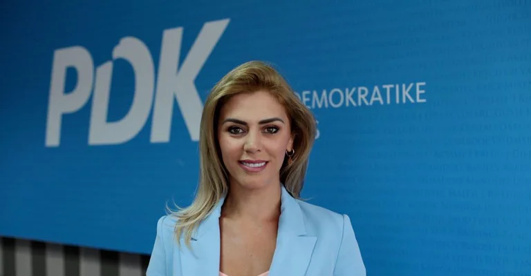 Blerta Deliu i reagon Donika Gërvallës: Kjo është tradhti