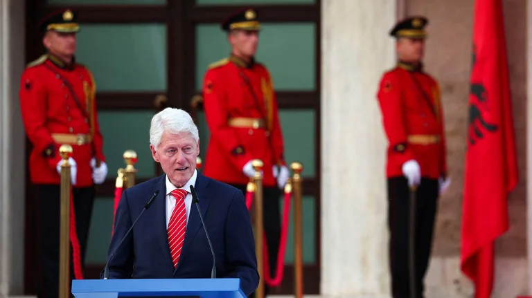 Bill Clinton oggi festeggia il 77° compleanno