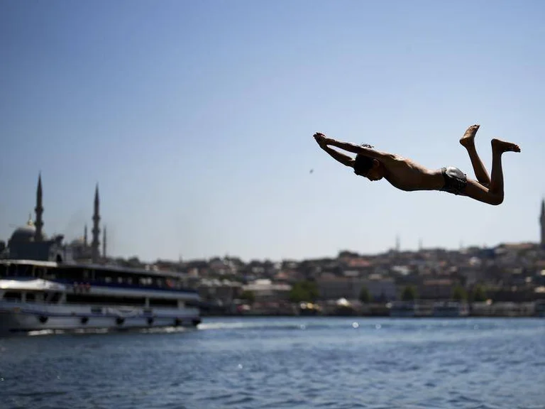 La Turchia registra temperature record, fino a 49.1 gradi Celsius