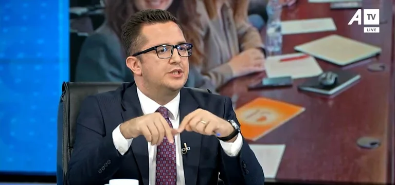 Ironizes Mustafa of LDK: Tiranas Pristina im Himmel wurden geteilt, aber auf der Erde von VV-Arkotik