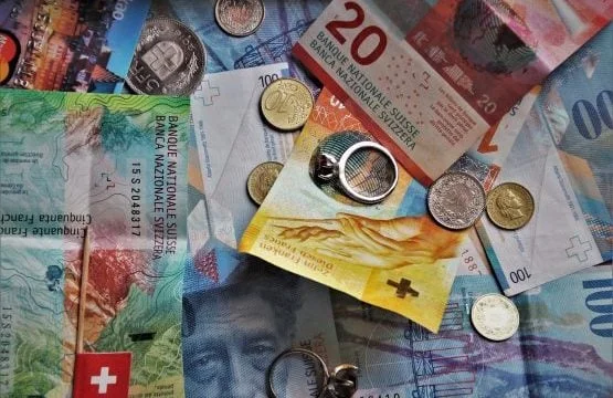 Salaires requis en Suisse