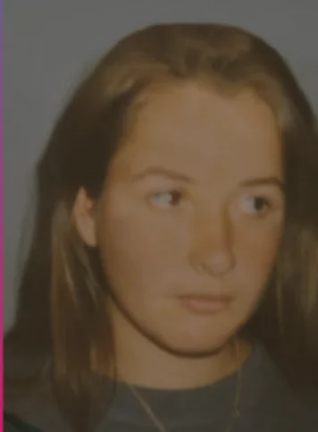 La dolorosa historia de Valentina, la chica que fue abusada por médicos serbios durante la guerra de Kosovo