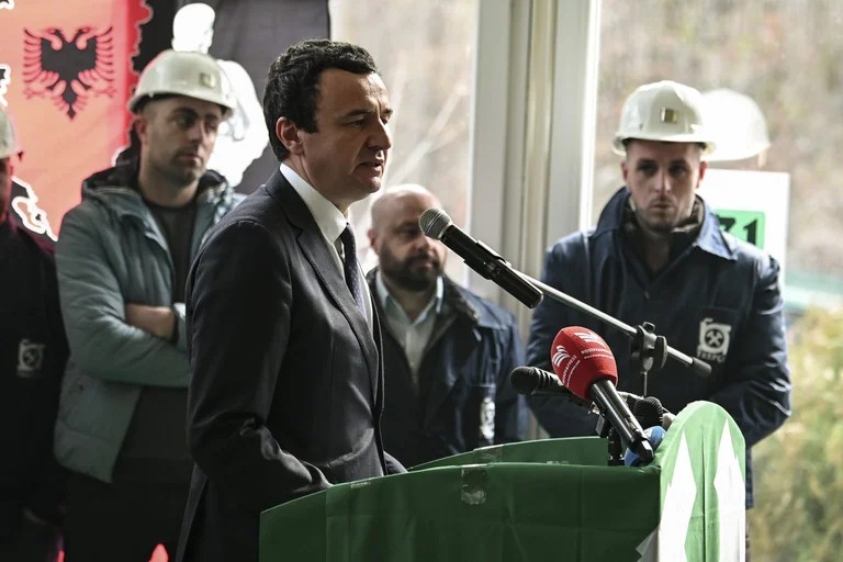 Kurt ha promesso il recupero di Trepca, ma gli stipendi dei minatori non appaiono fino al 14 °