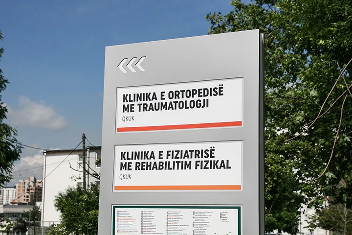 Leiter Orthopeda: Der Job hier ist schwer, wir tun 15 Operationen am Tag.