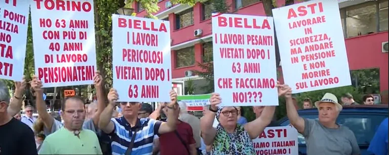 Protests in Italy, Albanians demand recognition of pensions
