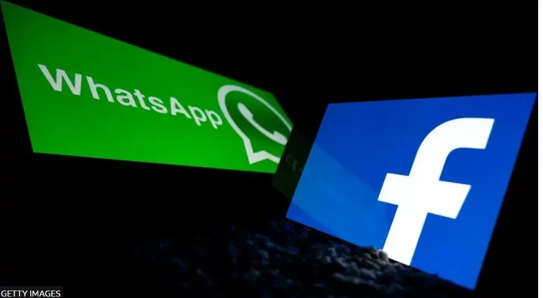 The application that is stealing the Facebook user and WhatsApp mail data
