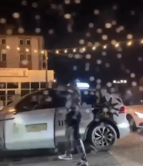 A taxi driver attacked with knife in Pristina