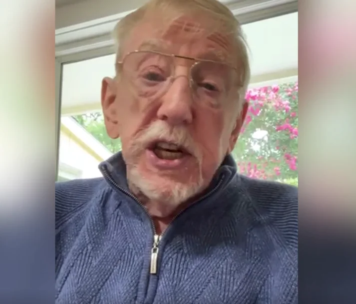 William Walker to Periscope: The Government's approach to Kosovo was a very serious mistake. I am disappointed with what happened.