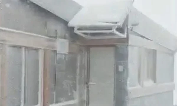Extraño en Italia, -3 grados y nieve desde principios de agosto