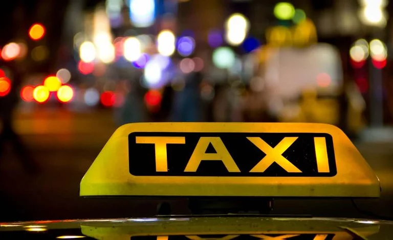 Une fille mineure est agressée sexuellement dans un taxi à Vushtri