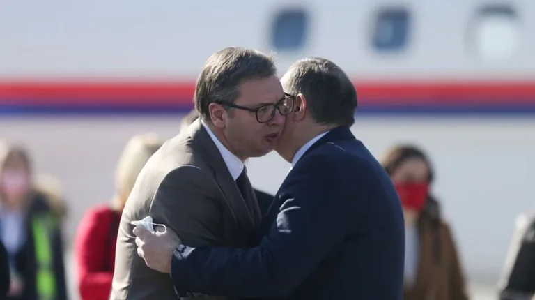 Pour Vuciqi, les sanctions américaines contre les responsables de la Republika Srpska et de la Serbie “n'existent pas”
