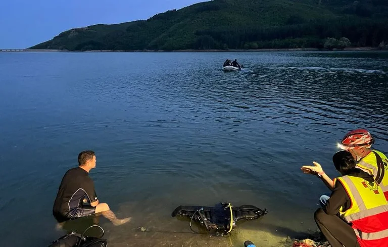 Gioventù albanese trovato morto sul lago Likova