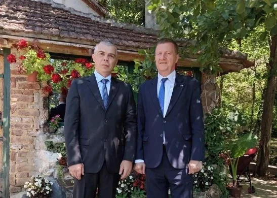 Jablanovic rencontre l'ambassadeur de l'UE, a une solution pour calmer la situation dans le nord