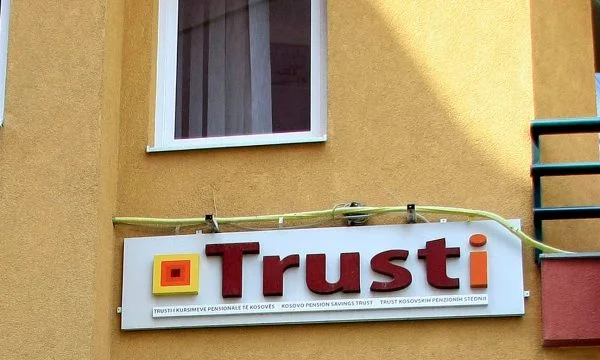 Ekonomistët: Të lejohet edhe një tërheqje prej 20 për qind nga Trusti
