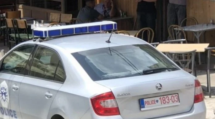 Tentative de meurtre à Podujevo, une personne attaquée avec des armes à feu