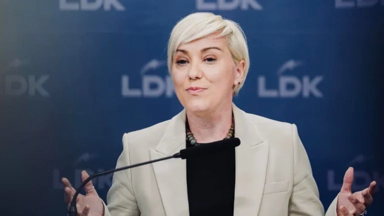 Halimi: Pushteti ka një urrejtje të frikshme nga gazetarët, po nxit reagime destruktive të turmave ndaj medias