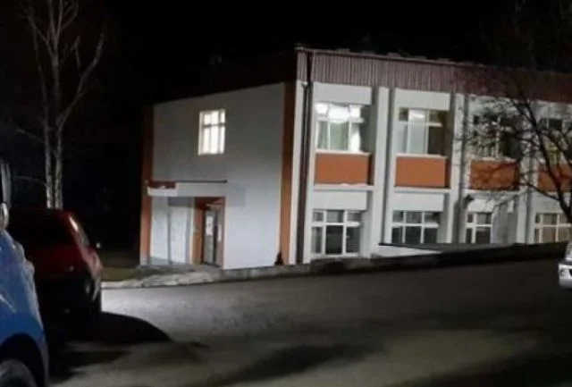 Sulmohet infermieri i Spitalit të Pejës