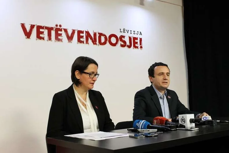 Dërguti: Skandali i përgjimeve u mundua të mbulohet me një superskandal tjetër, siç është mbyllja e Klan Kosova