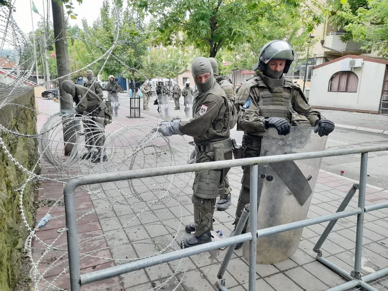 Dy muaj nga fillimi i tensioneve në veri të Kosovës