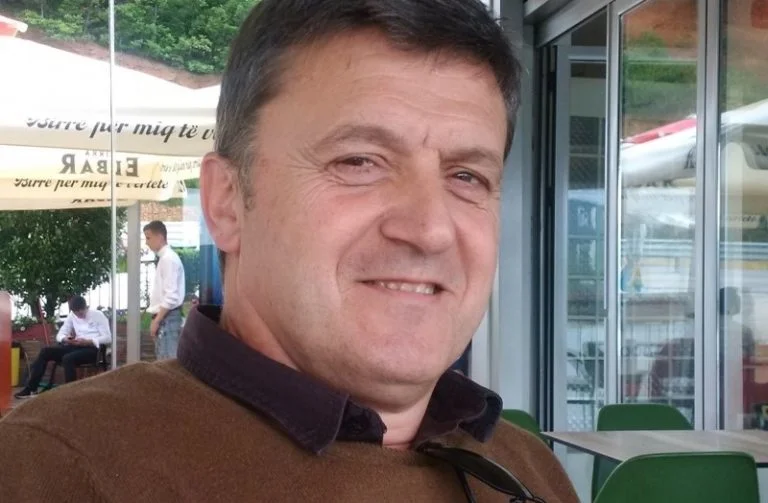 Djali i Adem Demaçit e bën për “pesë pare” Shkëlzen Gashin: Çfarë bashkëveprimtari i babait tim është ai?