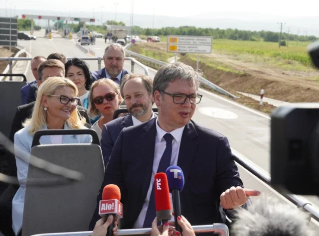 Vuçiq i gëzohet autostradës Nish-Merdarë: Do të lidhemi me Graçanicën tonë dhe me Durrësin