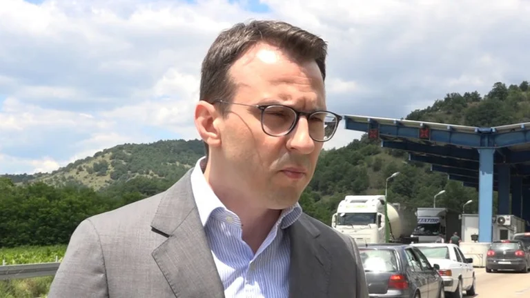 Petkoviqit i ndalohet hyrja në Kosovë