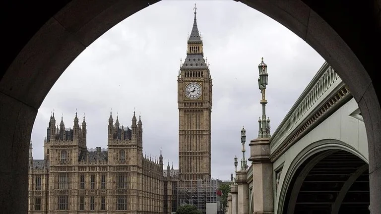 Britania mirëpret marrëveshjen e Kosovës me BE-në për hapat për deeskalim në Veri