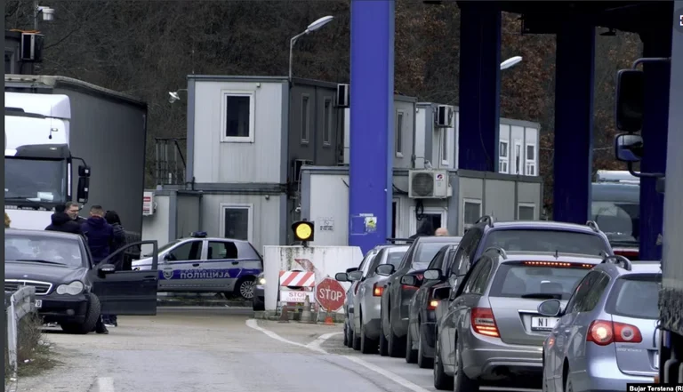 Këtë mëngjes pak pritje në pikat kufitare