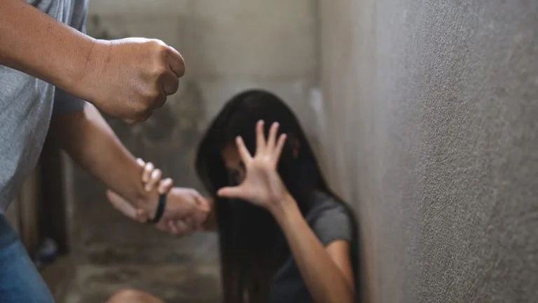 Cerca di stuprare una donna a Prizren