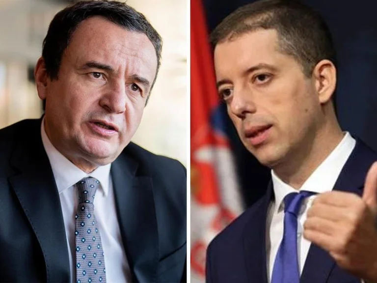 Knee for Kurt: È politicamente e in realtà una persona indesiderata a Washington
