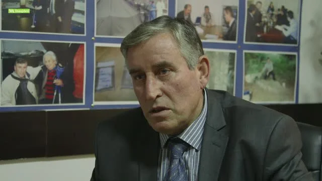 Albanese “Cots ha fatto la lampada di”, Gajqevci confessa i crimini della Serbia in Kosovo