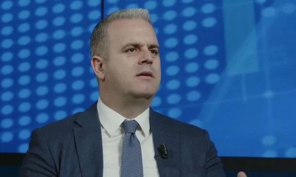 Azem: Bislim peut être bon pour tirer des bouteilles dans l'Assemblée, mais pas dans la direction du dialogue