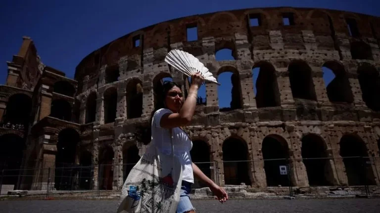 Cosa sta causando l'ondata di calore in Europa?