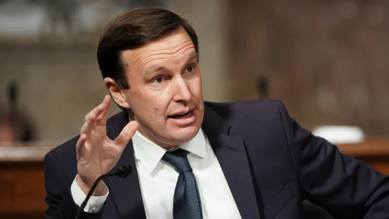 Le sénateur Murphy : La Serbie n'intervient pas dans le processus électoral dans le nord du Kosovo