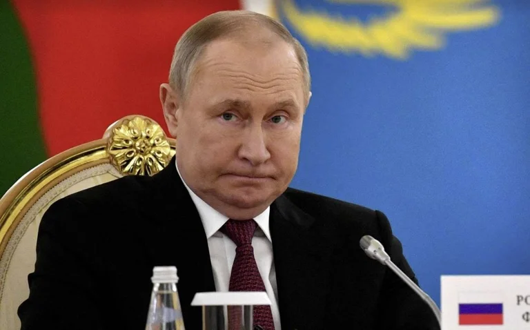 Putin futet në paranoja, ka frikë se do të vdesë si Gaddafi