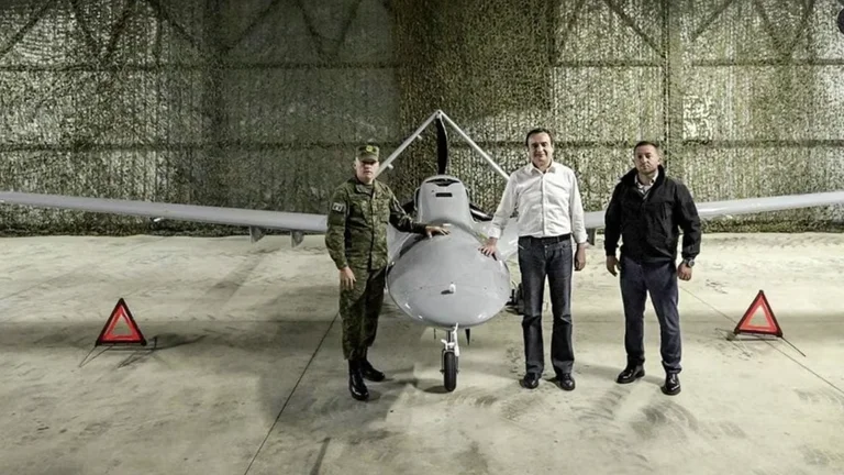 El ministerio muestra cuántos han sido comprados, dicen que las inversiones continúan suministrando armas al ejército.