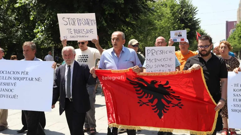 “Arrêter de visiter des adresses albanaises dans la vallée”, protestation du National Democratic Ball à Pristina