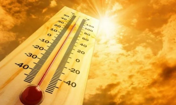 Sivjet mot përvelues, metereologët thonë se kjo do të jetë vera më e nxehtë në 20 vjet