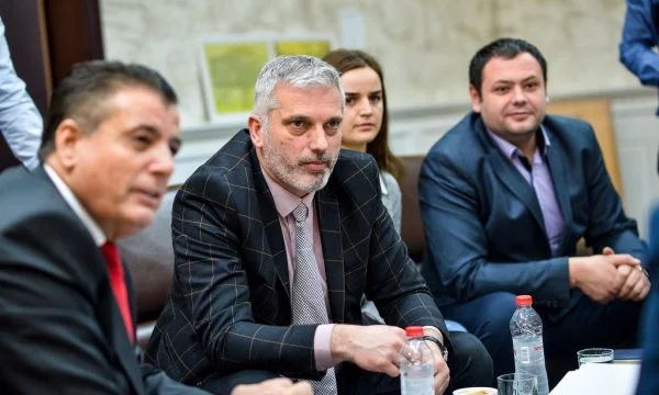 Kush është Faruk Mujka, njeriu i Vetëvendosjes që u arrestua për korrupsion