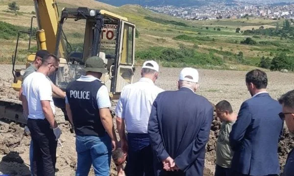 Drei Truppen gefunden in North Mitrovica fehlende aus dem Krieg